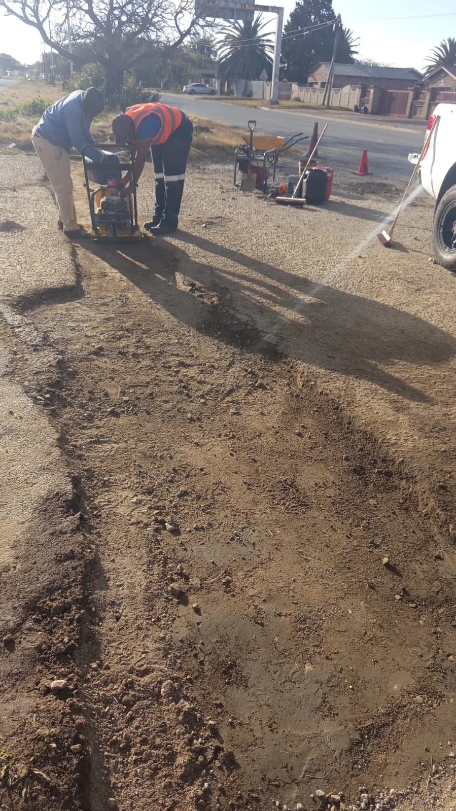Trench compaction and reinstatement
